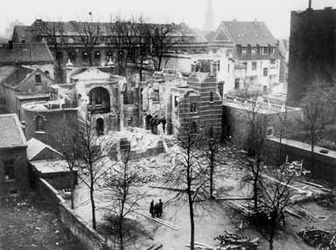 Die zerstörte Synagoge zwischen November 1938 und 1942 - Foto